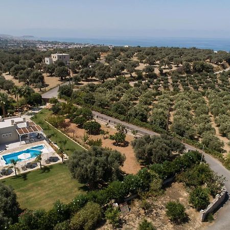 אדליאנוס קומפוס Villa Periklis מראה חיצוני תמונה