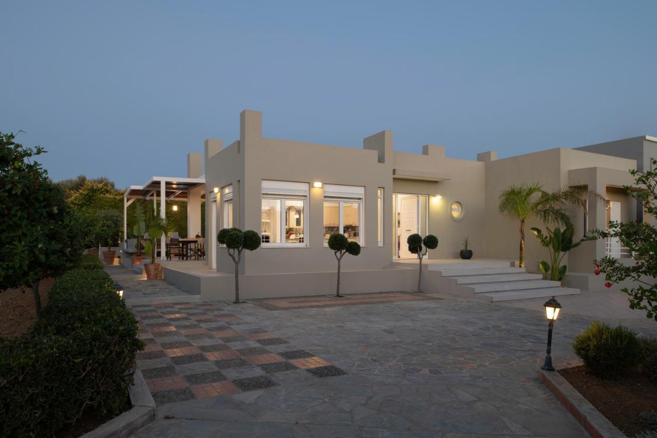 אדליאנוס קומפוס Villa Periklis מראה חיצוני תמונה