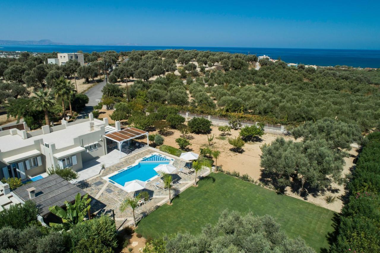 אדליאנוס קומפוס Villa Periklis מראה חיצוני תמונה