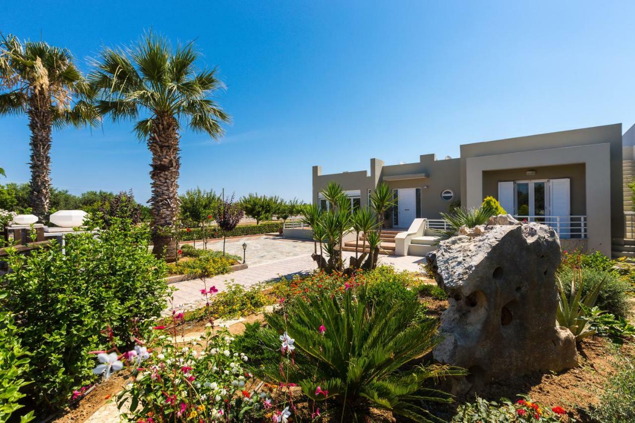 אדליאנוס קומפוס Villa Periklis מראה חיצוני תמונה