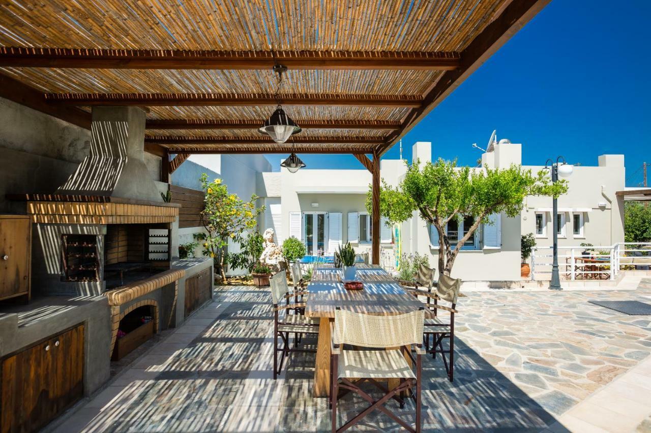 אדליאנוס קומפוס Villa Periklis מראה חיצוני תמונה